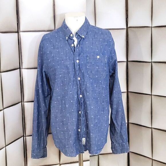 Hollister shirt   - Picture 2 of 8